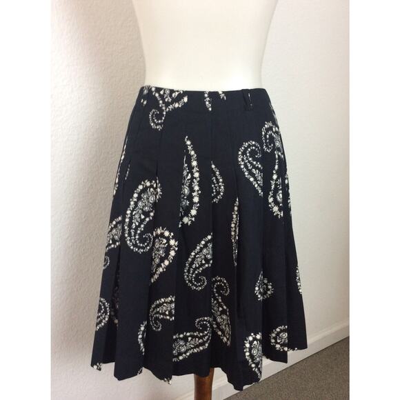 Club Monaco Skirt Pleated Paisley Print - Picture 4 of 7
